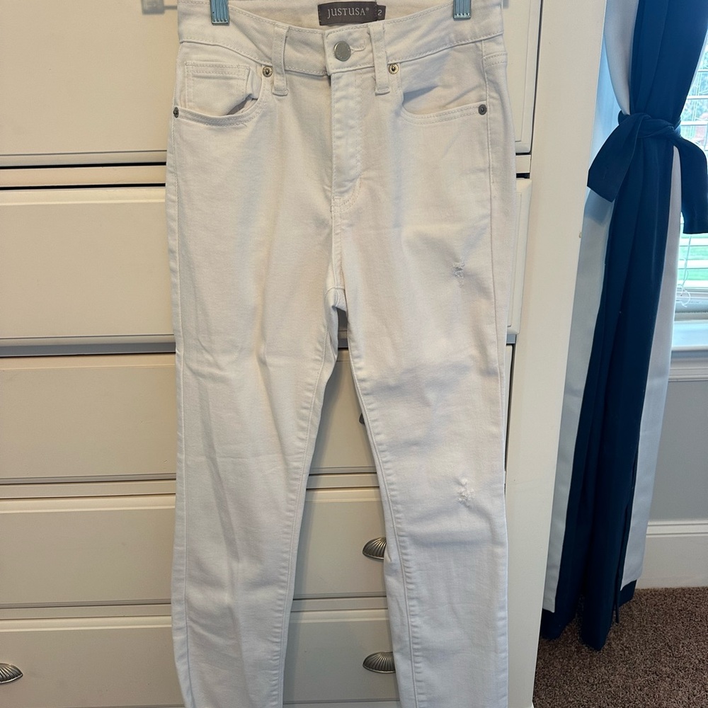 Just USA Women's Crisp White Skinny Jeans